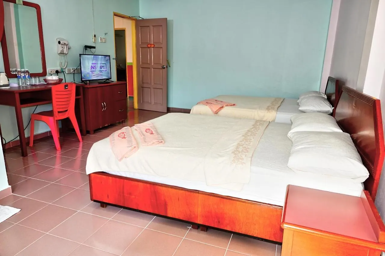 The Room Concept Homestay Kuah 0*,